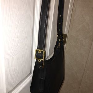 Beautiful Vintage Leather Coach Purse